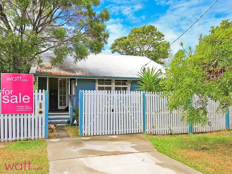 18 Donald Street, Woody Point QLD 4019