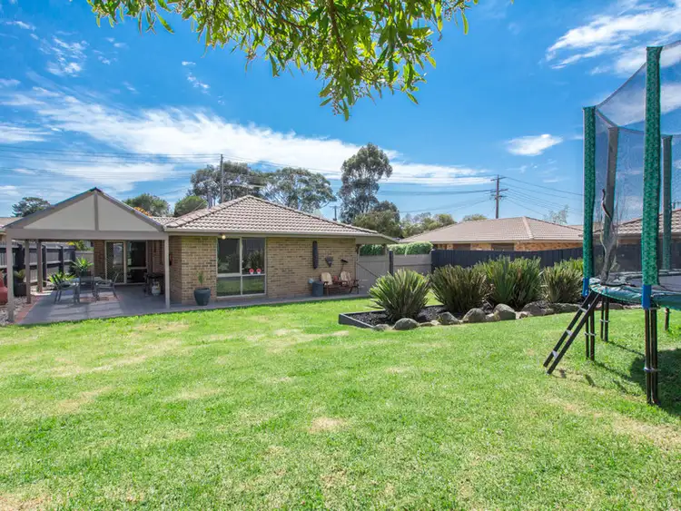 Fourth view of Homely house listing, 21 Wahgunyah Crescent, Langwarrin VIC 3910