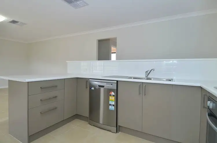 Seventh view of Homely villa listing, 2/293 Hay Street, Kalgoorlie WA 6430