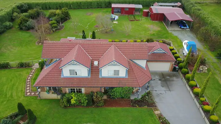 Second view of Homely house listing, 14 Golf View Court, Drouin VIC 3818