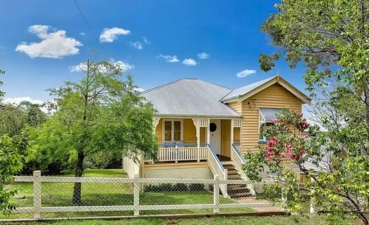 75 Coventry Street, Hawthorne QLD 4171