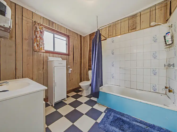 Seventh view of Homely house listing, 38 Sword Street, Woolloongabba QLD 4102