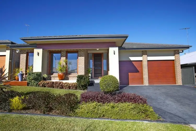 6 Blue View Terrace, Glenmore Park NSW 2745