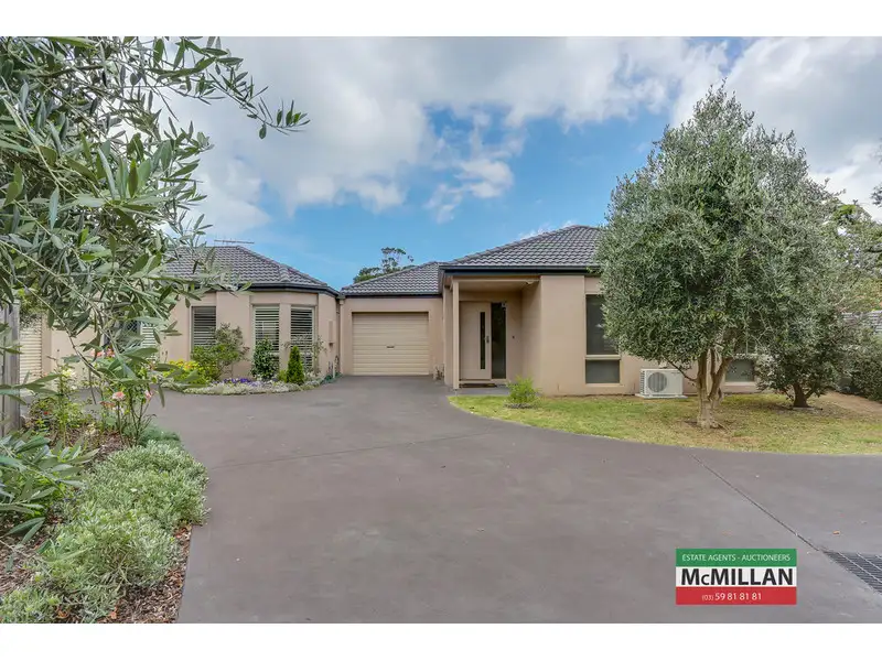 Main view of Homely unit listing, 3/2 Phillip Street, Rosebud VIC 3939