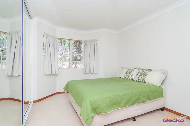 Fourth view of Homely unit listing, 4/27 Wooloowin Avenue, Wooloowin QLD 4030