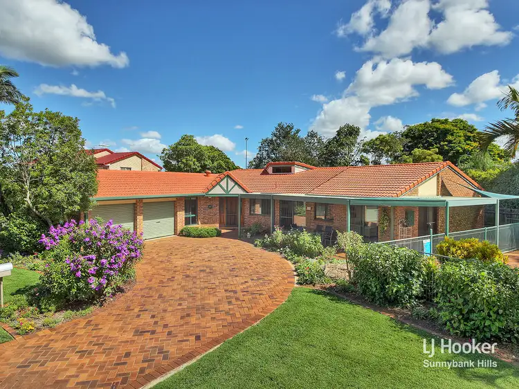 24 Redcedar Crescent, Calamvale QLD 4116