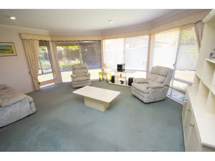 32 Karen Street, Jacobs Well QLD 4208