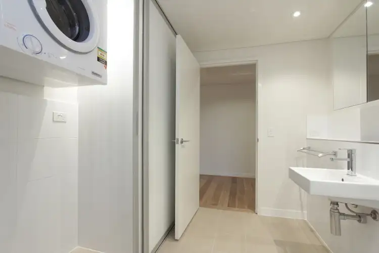 Fifth view of Homely apartment listing, 9/1 Freshwater Parade, Claremont WA 6010