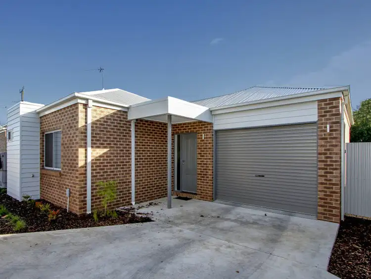 2/112 Palmerston Street, Sale VIC 3850