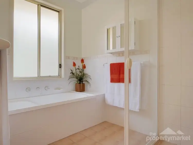 Sixth view of Homely house listing, 10 Settlement Drive, Wadalba NSW 2259
