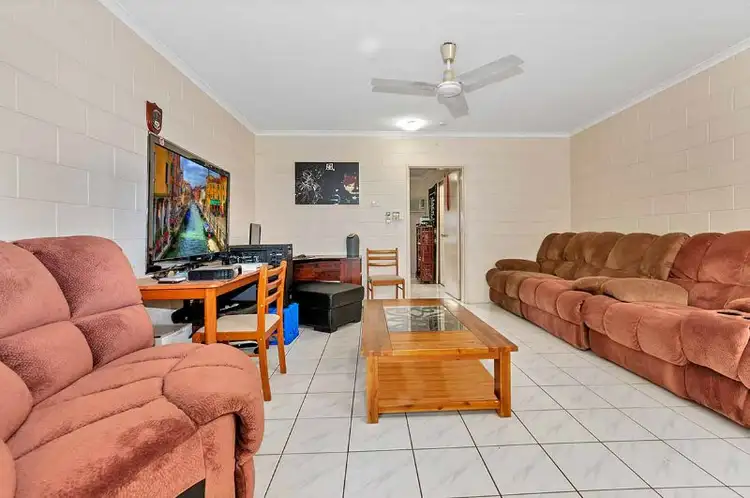 2/374 Severin Street, Parramatta Park QLD 4870
