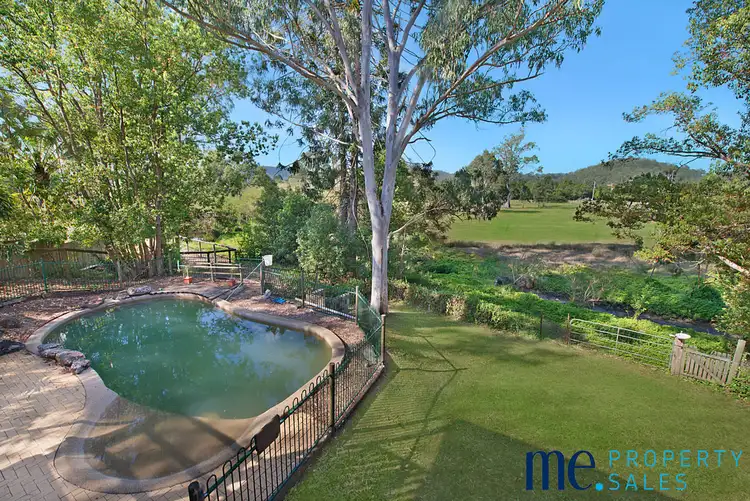 52 Bradley Street, Dayboro QLD 4521