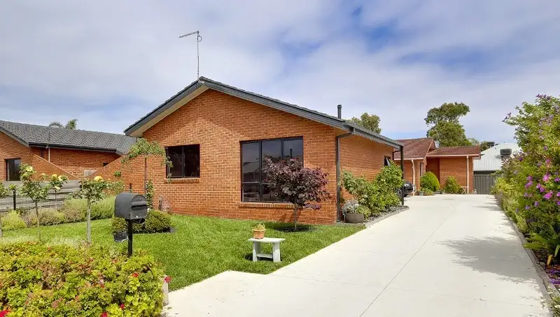 Main view of Homely unit listing, 3/27 Seaview Avenue, Safety Beach VIC 3936