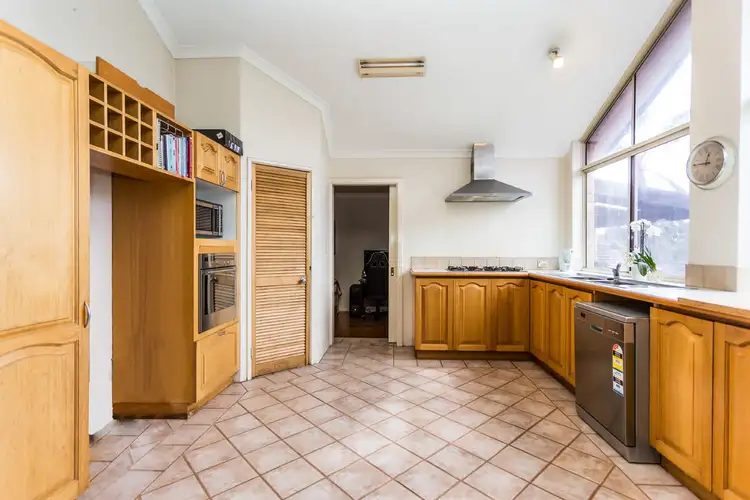 Fourth view of Homely house listing, 8 Acalypha View, Yangebup WA 6164