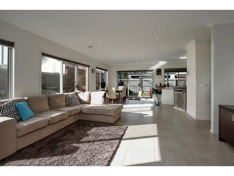 Third view of Homely townhouse listing, 2/112 Marley Street, Sale VIC 3850