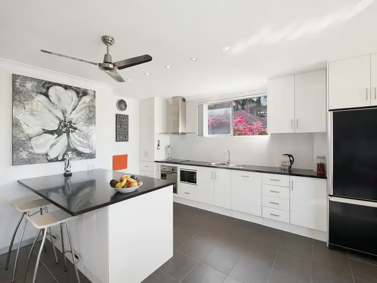 Fifth view of Homely apartment listing, 8/24 Crescent Road, Hamilton QLD 4007