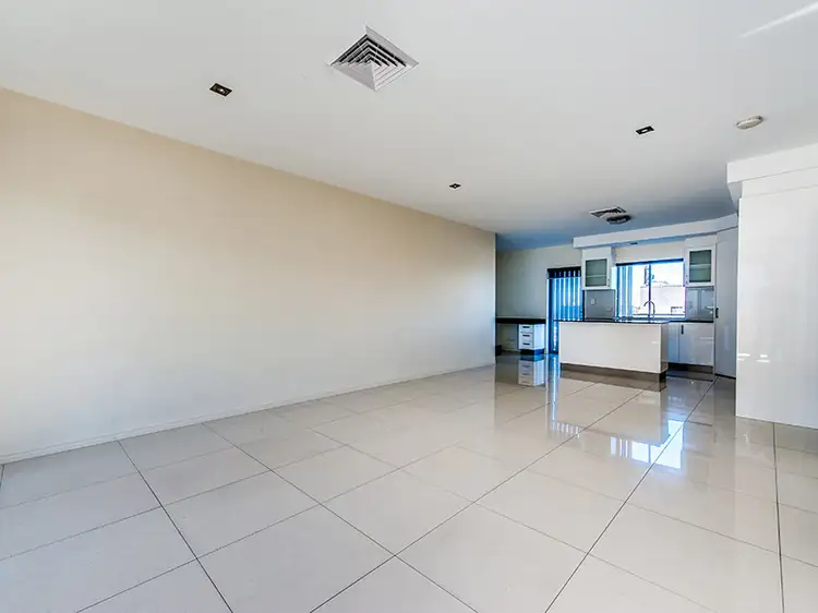 Third view of Homely apartment listing, 2/215 Wellington, Kangaroo Point QLD 4169