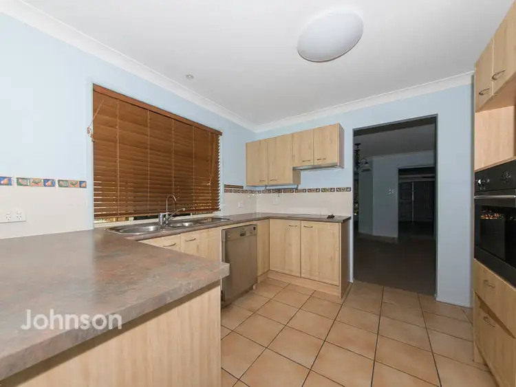 Second view of Homely house listing, 5 Kingfisher Place, Capalaba QLD 4157
