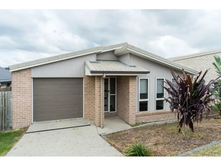 33 Cairnlea Drive, Pimpama QLD 4209