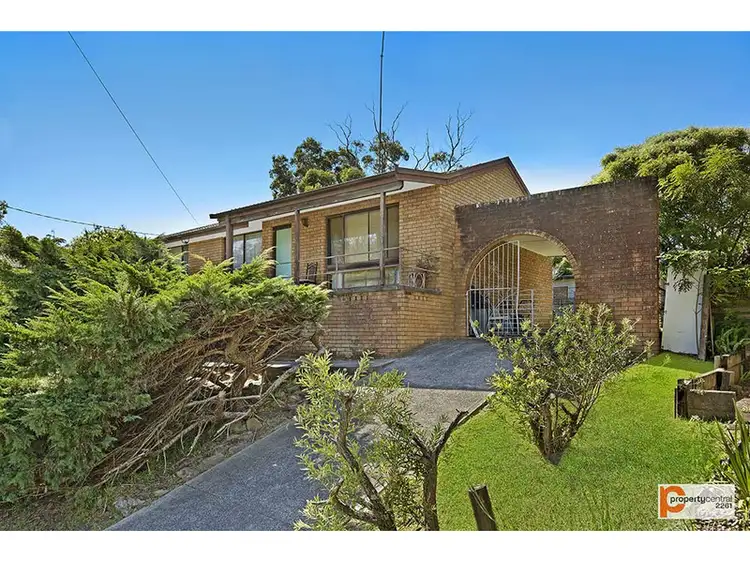 42 Seawind Terrace, Berkeley Vale NSW 2261