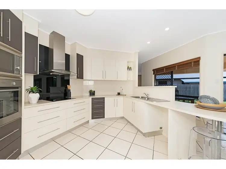 Second view of Homely house listing, 7 Teatree Court, Mount Louisa QLD 4814