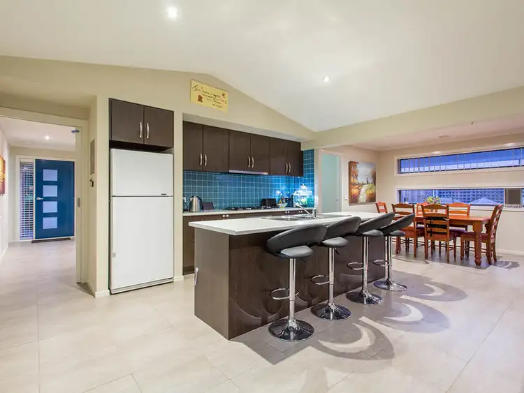 Second view of Homely house listing, 33 Banksia Crescent, Tyabb VIC 3913