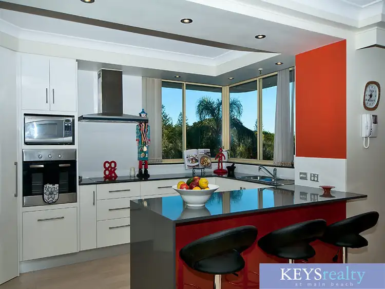 Contessa, 1 Serisier Avenue, Main Beach QLD 4217