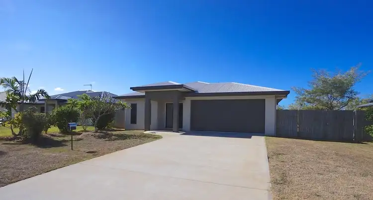 8 Sunbird Parade, Mareeba QLD 4880