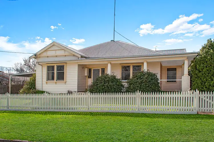42 Byron Street, Hamilton VIC 3300