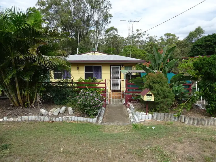 8 Robinson Street, Brassall QLD 4305