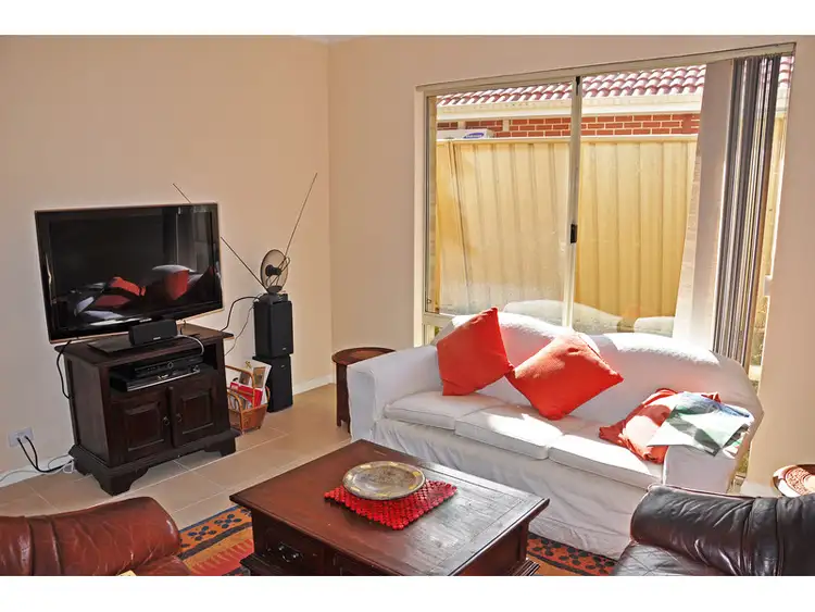 Sixth view of Homely unit listing, 3/48 Rennie Crescent, Hilton WA 6163
