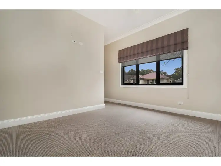 Sixth view of Homely house listing, 5 Chifley Avenue, Kangaroo Flat VIC 3555