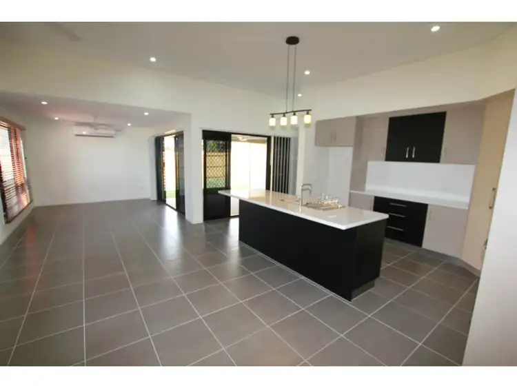 Fifth view of Homely unit listing, 2/11 Goldfinch Avenue, Yeppoon QLD 4703