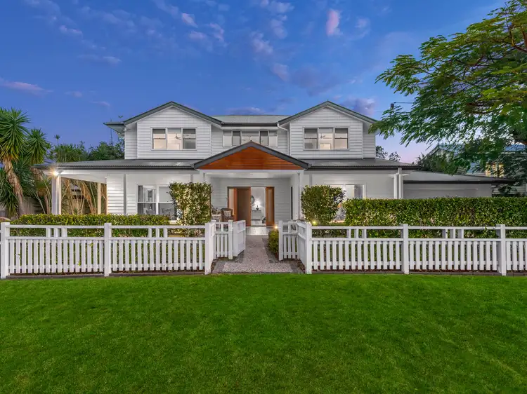 52 Kew Road, Graceville QLD 4075