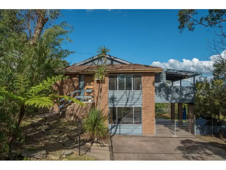 18 Davies Avenue, Springwood NSW 2777