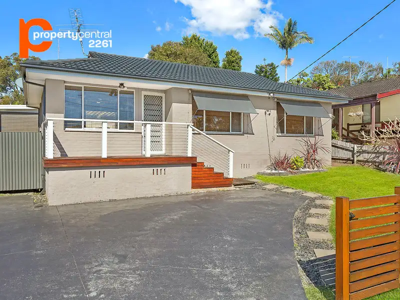Main view of Homely house listing, 28 Gladys Avenue, Berkeley Vale NSW 2261
