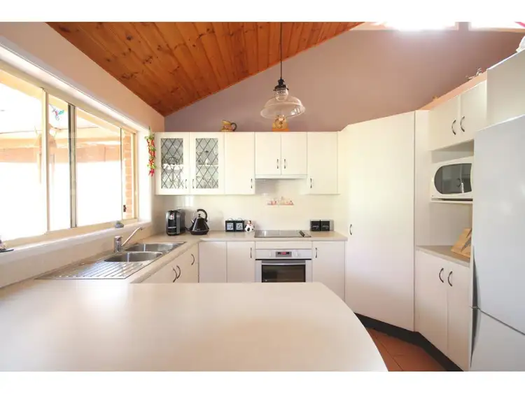 Sixth view of Homely house listing, 2 Gymea Avenue, Sanctuary Point NSW 2540