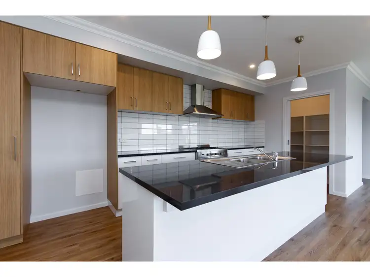 Fifth view of Homely house listing, 2 Page Court, Sale VIC 3850