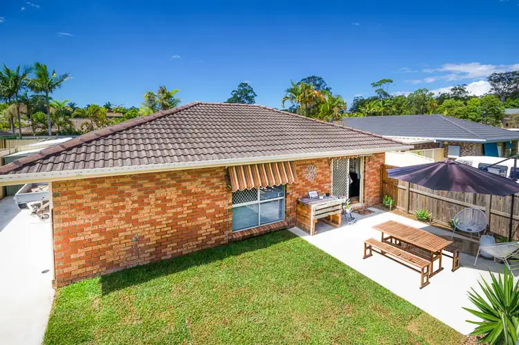 1/3 Riccarton Place, Labrador QLD 4215