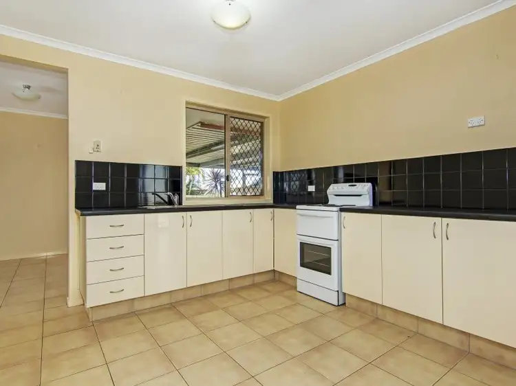 Second view of Homely house listing, 8 Grandview Road, Crestmead QLD 4132