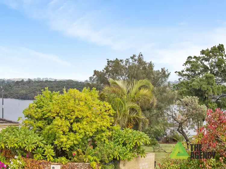 Fourth view of Homely house listing, 13 River Way, Salter Point WA 6152