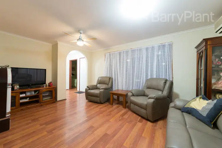 Fourth view of Homely house listing, 8 Katjusha Court, Pakenham VIC 3810