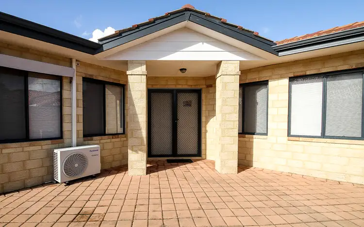 124B Hillsborough Drive, Nollamara WA 6061