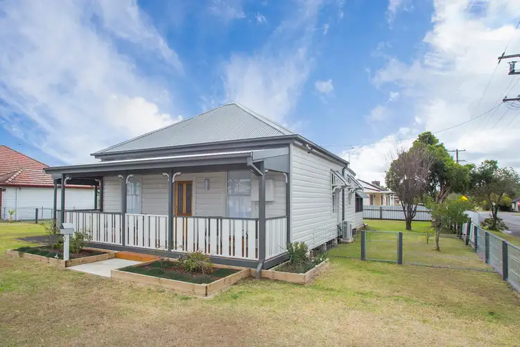 2 Melton Avenue, Cessnock NSW 2325