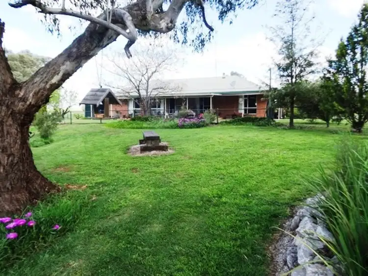 Third view of Homely house listing, 10 Molong Street, Yeoval NSW 2868