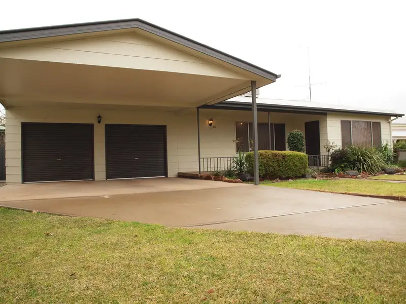 Main view of Homely house listing, 29 Victoria Avenue, Narrandera NSW 2700