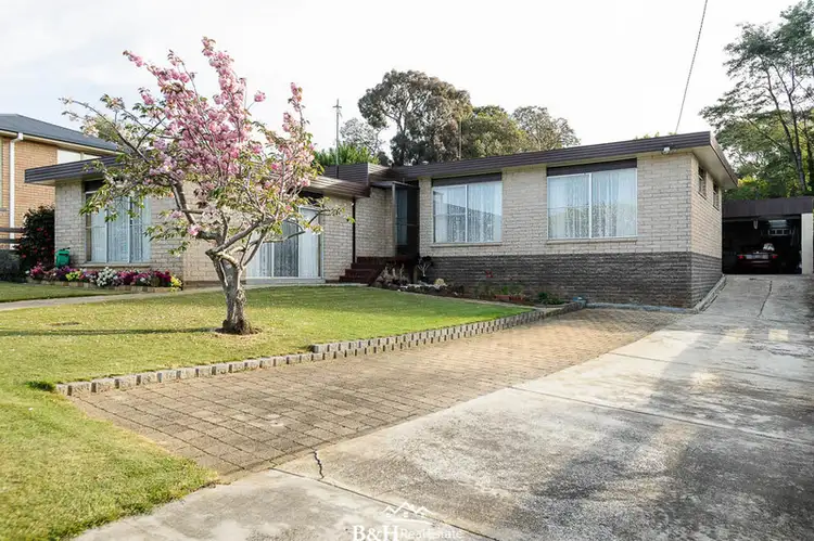3 Russell Street, Penguin TAS 7316