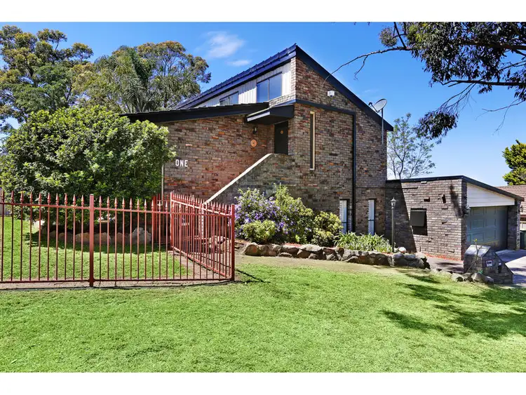 1 Balook Crescent, Bradbury NSW 2560