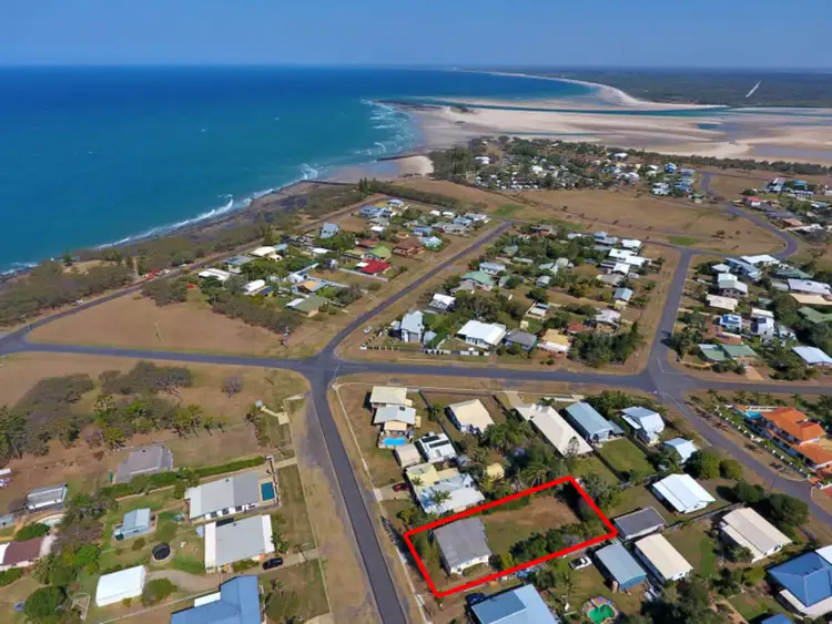 26 Bathurst Street, Elliott Heads QLD 4670