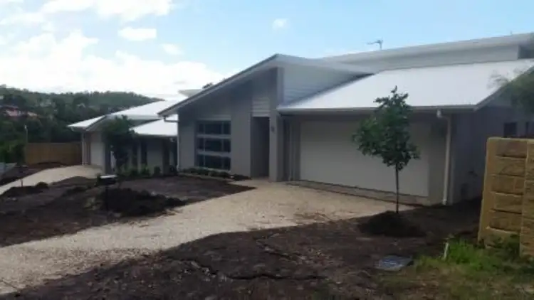 2/4 Arondel, Upper Coomera QLD 4209